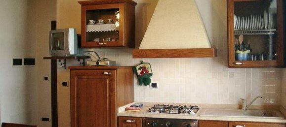 12 rooms House in Montefiascone, Italy No. 27167 12