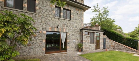 12 rooms House in Montefiascone, Italy No. 27167 45