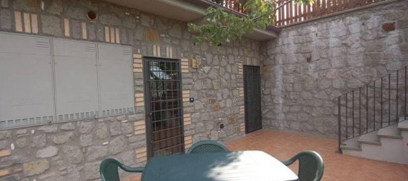 12 rooms House in Montefiascone, Italy No. 27167 16