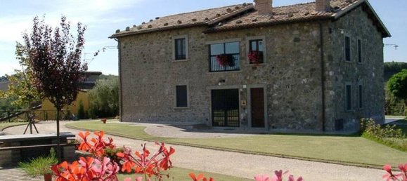 12 rooms House in Montefiascone, Italy No. 27167 8