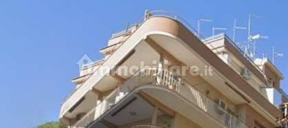 3 chambres Appartement à Rome, Italy No. 320203 4