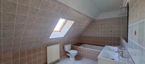 3 bedrooms House in Eure, France No. 359549 5