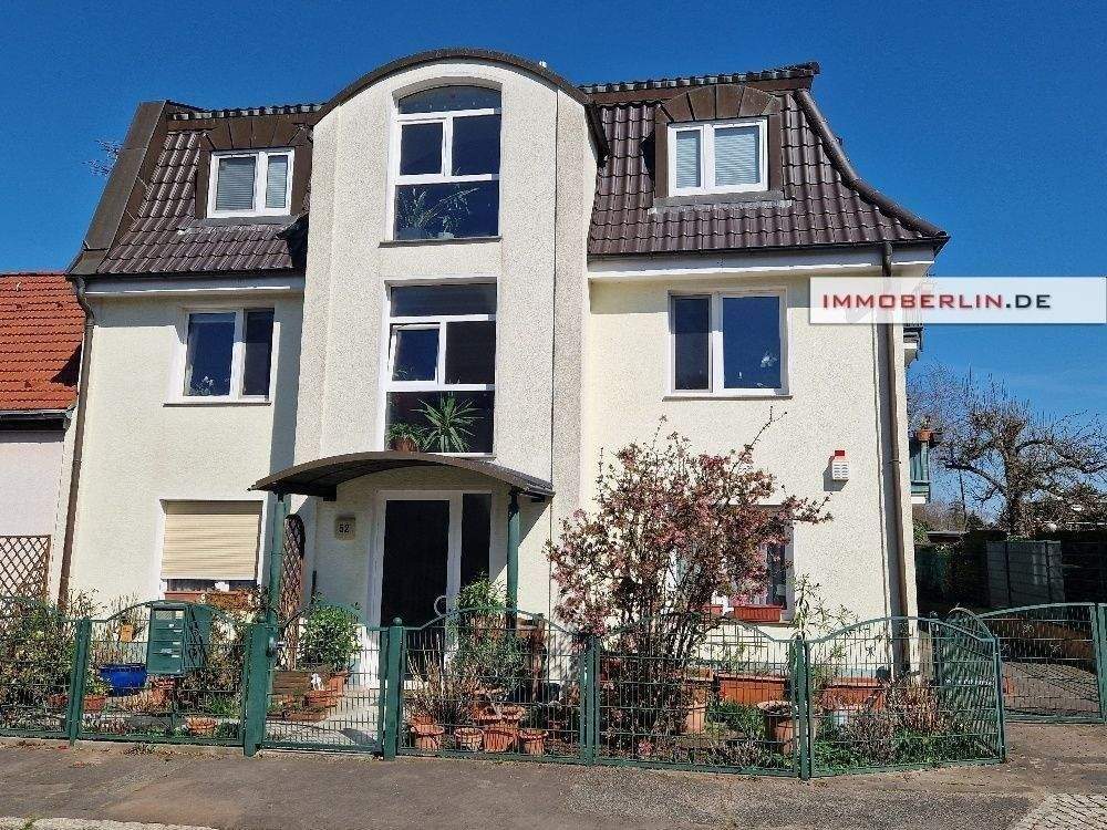 Квартира с 3 комнатами в Хайнерсдорф, Германия № 342936