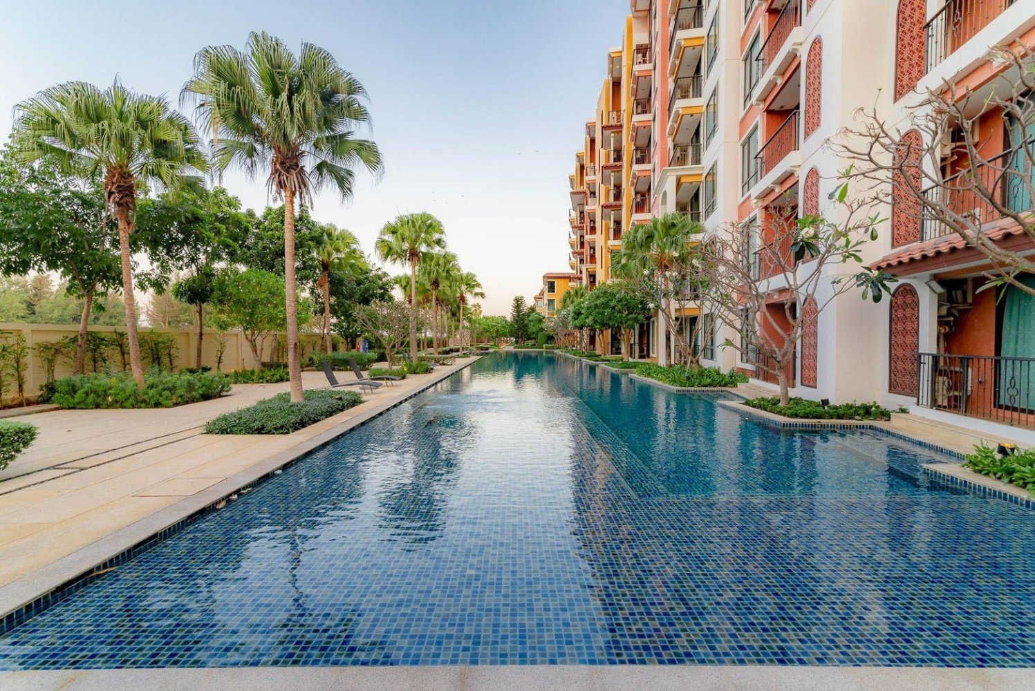 4 bedrooms Condo in Hua Hin, Thailand No. 58935