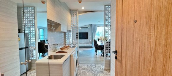 4 bedrooms Condo in Hua Hin, Thailand No. 58935 8