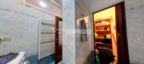 3 rooms Apartment in Turin, Italy No. 153683 15