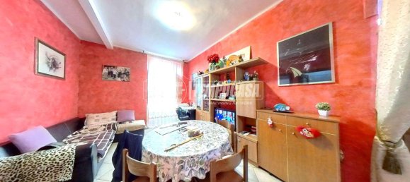 3 rooms Apartment in Turin, Italy No. 153683 5