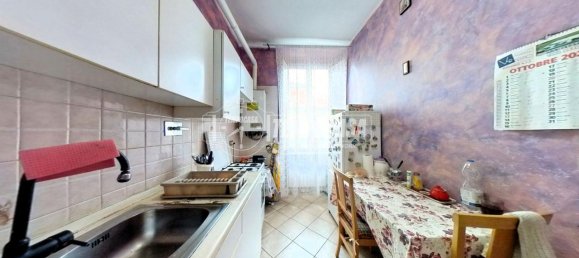 3 rooms Apartment in Turin, Italy No. 153683 11