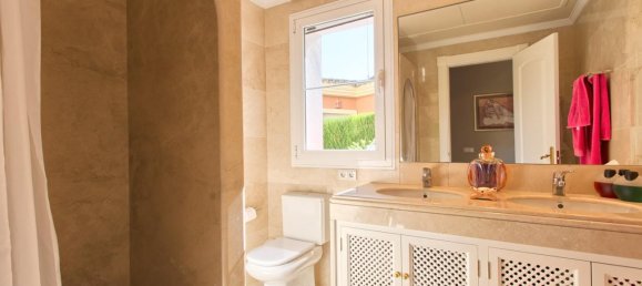 4 Schlafzimmer Villa in Benahavis, Spain, Nr. 27026 33