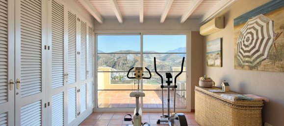 4 Schlafzimmer Villa in Benahavis, Spain, Nr. 27026 37