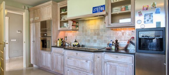 4 Schlafzimmer Villa in Benahavis, Spain, Nr. 27026 2