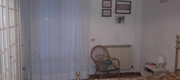 2 bedrooms Apartment in Montevarchi, Italy No. 252550 4