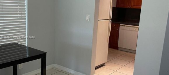 2 غرف نوم عقار تجاري في Miami, USA رقم 615723 14