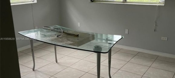 2 غرف نوم عقار تجاري في Miami, USA رقم 615723 7