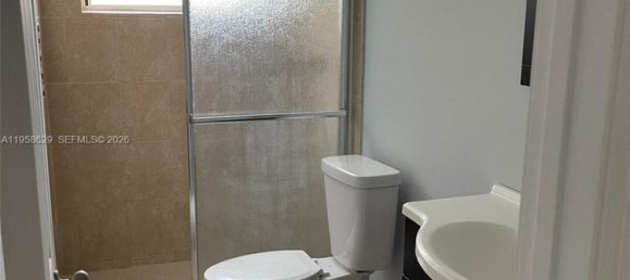 2 غرف نوم عقار تجاري في Miami, USA رقم 615723 3