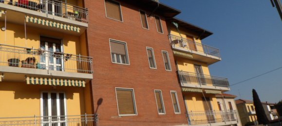 Apartamento de 2 habitaciónes en Trecate, Italy No. 65717 16