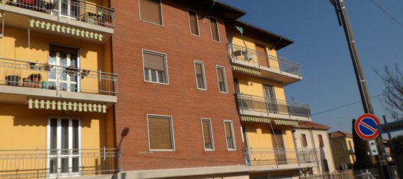Apartamento de 2 habitaciónes en Trecate, Italy No. 65717 17