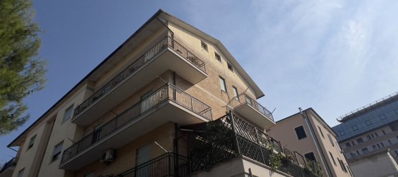 5 bedrooms Apartment in Fermo, Italy No. 324488 18