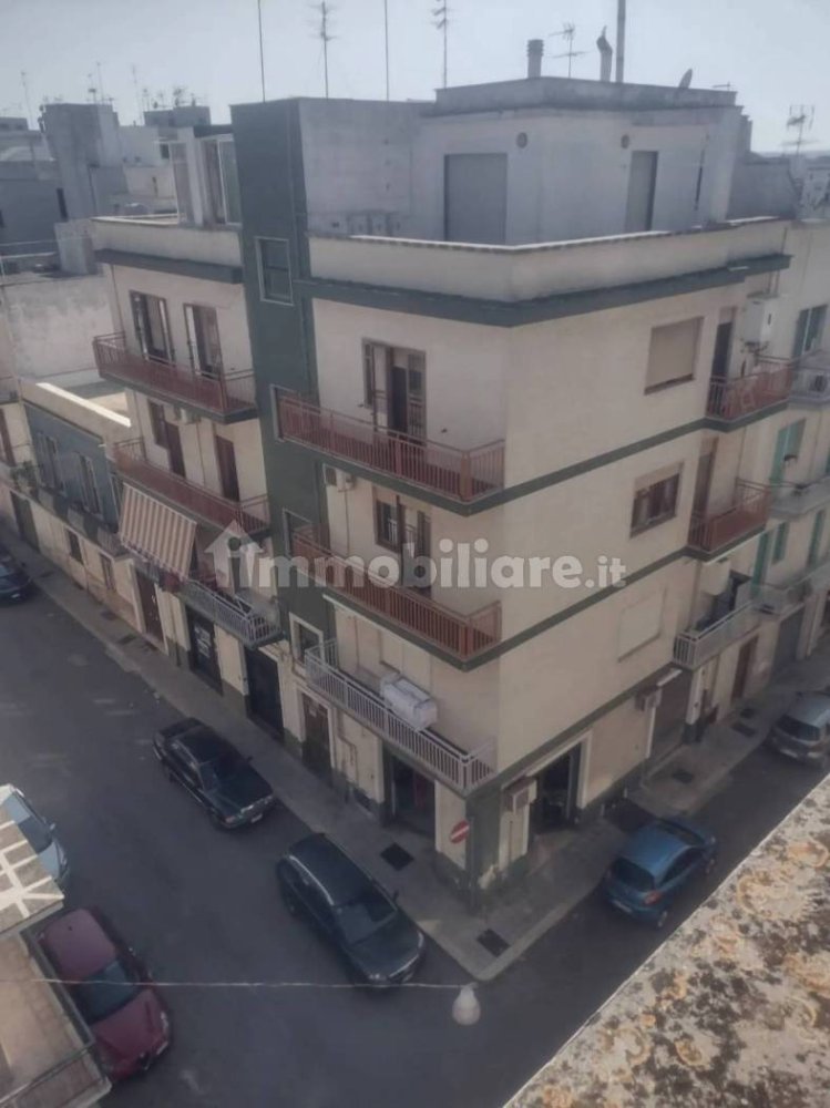 5-salle Bâtiment à Ostuni, Italy No. 286049