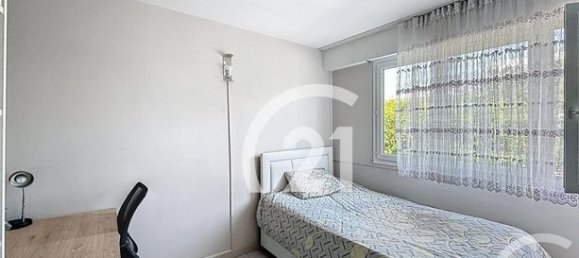 3 chambres Appartement à Villiers-le-Bel, France No. 353535 12