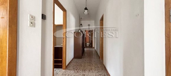 Apartamento de 8 habitaciónes en Mondolfo, Italy No. 174713 4
