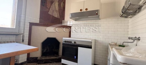 Apartamento de 8 habitaciónes en Mondolfo, Italy No. 174713 13