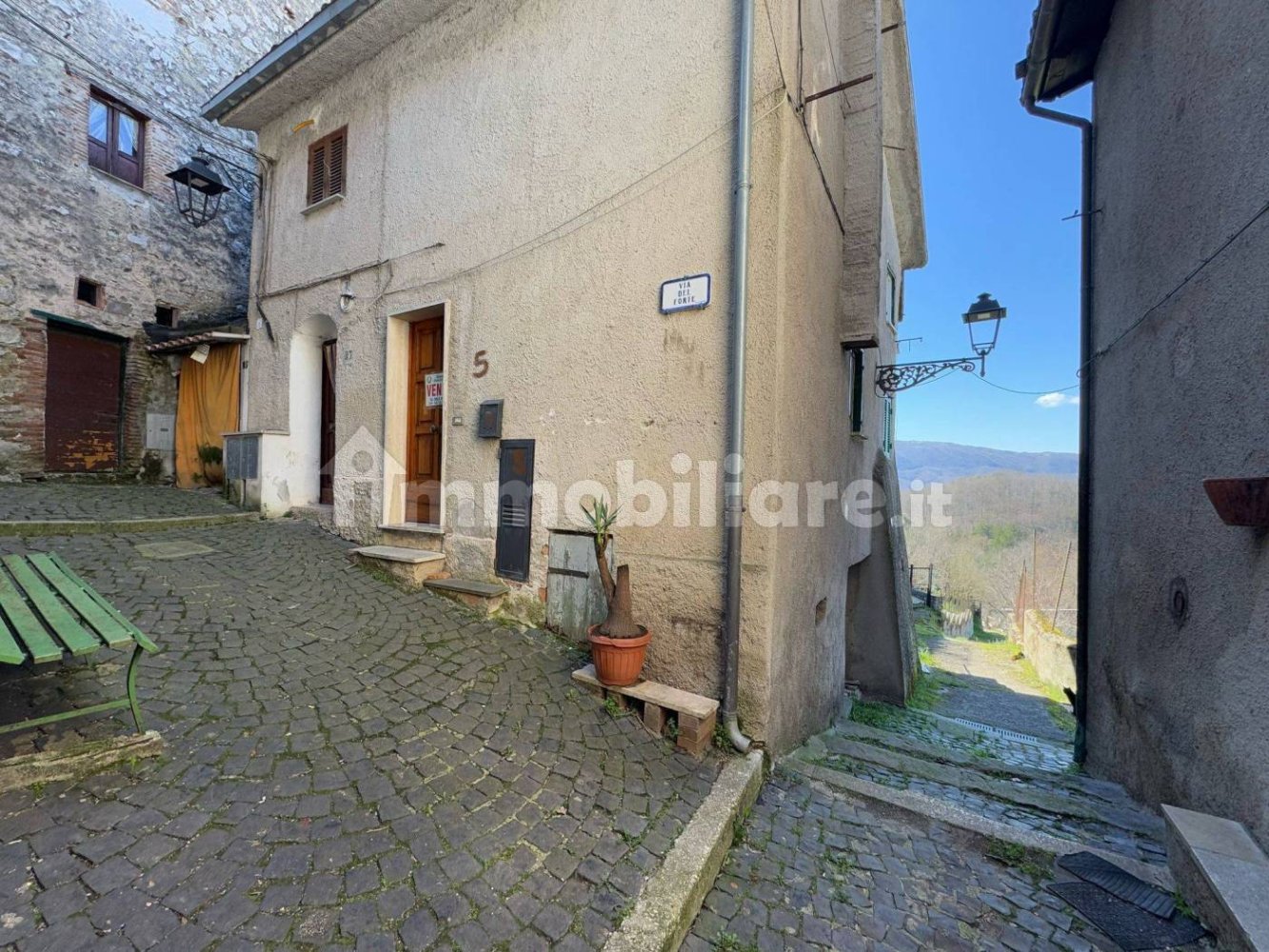 2 bedrooms House in Carsoli, Italy No. 203177