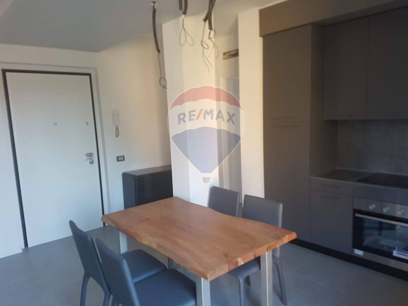 Apartamento de 1 dormitorio en Cremona, Italy No. 136852