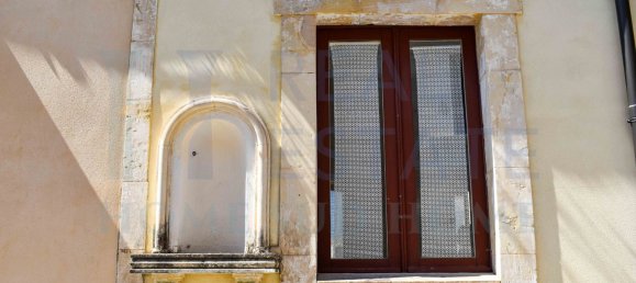 3 rooms House in Noto, Italy No. 305256 21