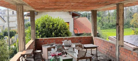 5 bedrooms House in Como, Italy No. 361892 12