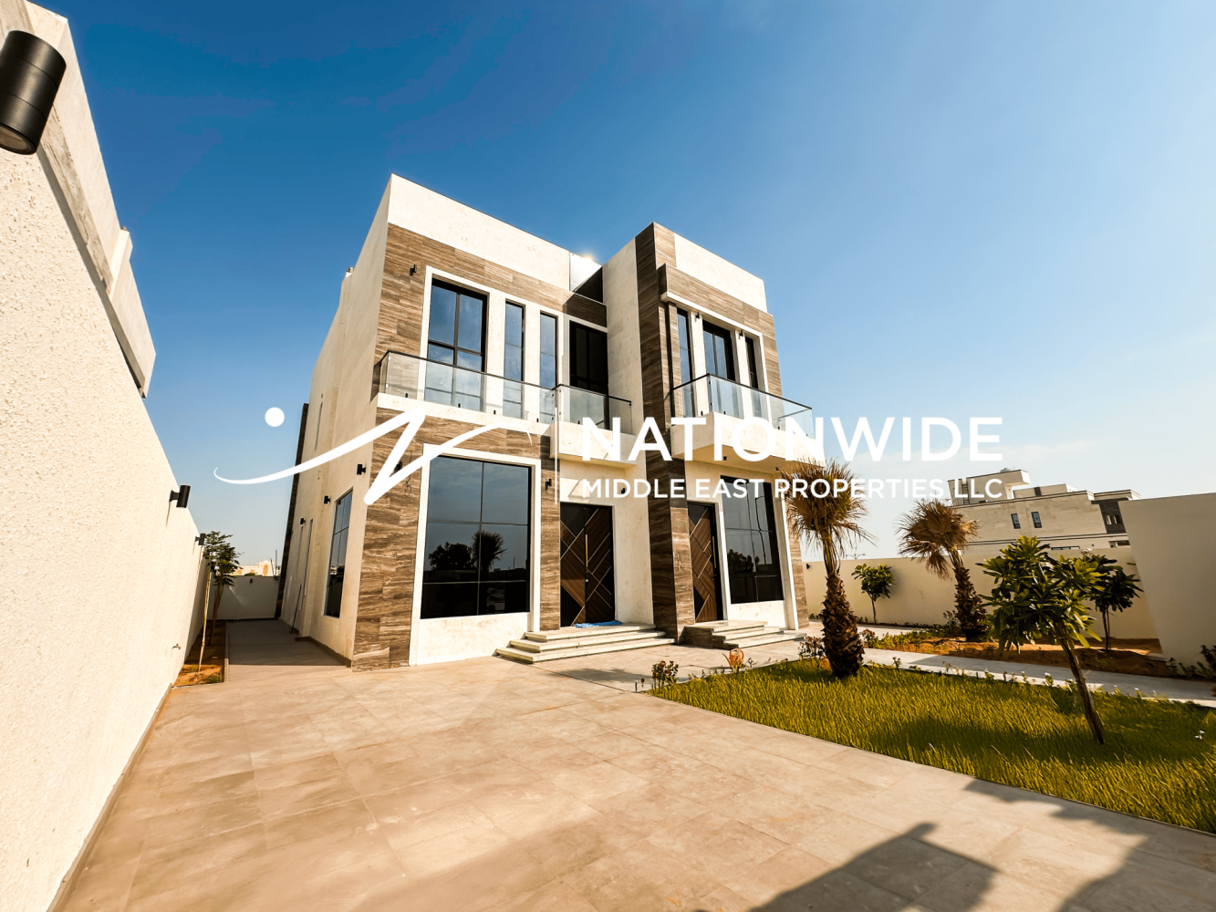 7 bedrooms Villa in Abu Dhabi, UAE No. 108711
