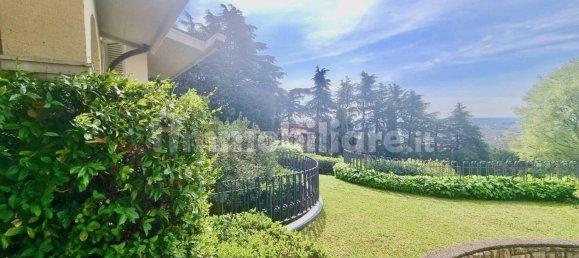 6 bedrooms Villa in Brescia, Italy No. 112207 19