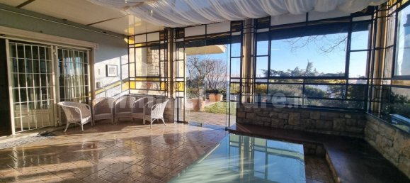 6 bedrooms Villa in Brescia, Italy No. 112207 11