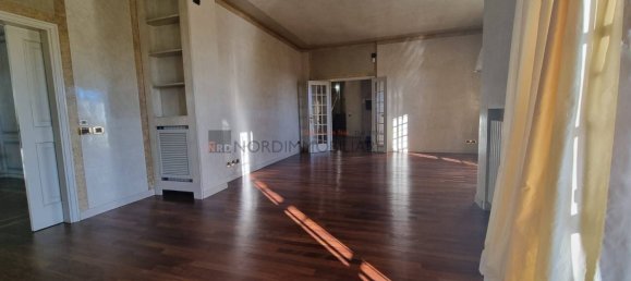 6 bedrooms Villa in Brescia, Italy No. 112207 8