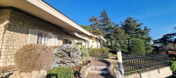 6 bedrooms Villa in Brescia, Italy No. 112207 23