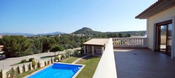 4 bedrooms Villa in Santa Ponsa, Spain No. 14216 6