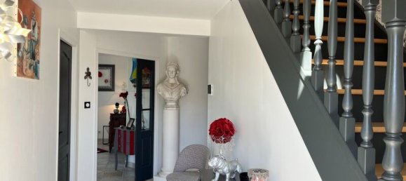 Casa de 6 dormitorios en Azay-le-Rideau, France No. 326952 5