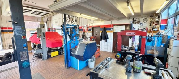 6 bedrooms Building in Baden-Wurttemberg, Germany No. 64550 50