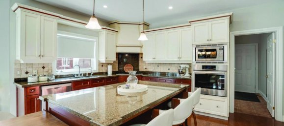 6 bedrooms House in Caledon, Canada No. 928 10