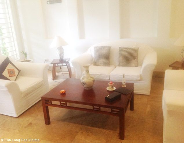 4 bedrooms Villa in Tay Ho, Vietnam No. 5384