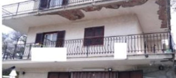 7-Zimmer Wohnung in Civitella San Paolo, Italy, Nr. 193075 9