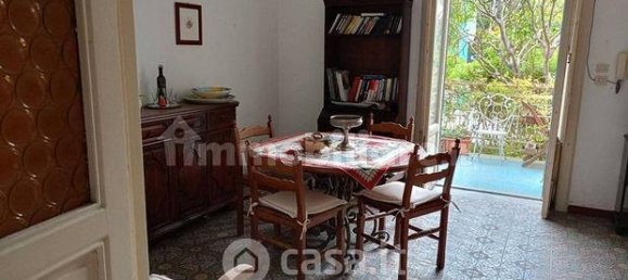 5 rooms Apartment in Palermo, Italy No. 296043 2