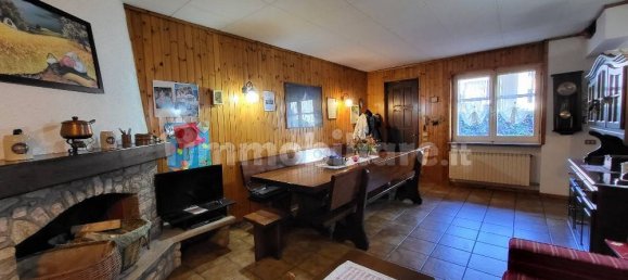 4 Schlafzimmer Villa in Laveno-Mombello, Italy, Nr. 193138 24