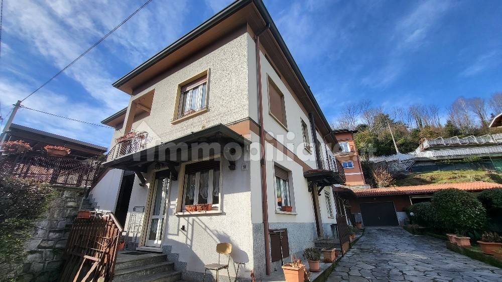 4 Schlafzimmer Villa in Laveno-Mombello, Italy, Nr. 193138