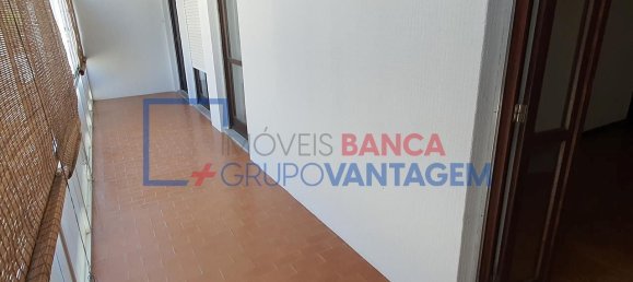 Apartamento de 2 dormitorios en Vila Nova de Gaia, Portugal No. 337665 10