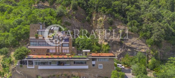 4 bedrooms Apartment in Florence, Italy No. 304064 23