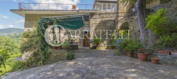 4 bedrooms Apartment in Florence, Italy No. 304064 25