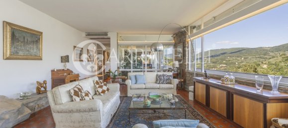 4 bedrooms Apartment in Florence, Italy No. 304064 6