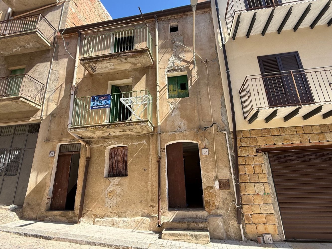 Дом с 4 спальнями в Туза, Италия № 377877