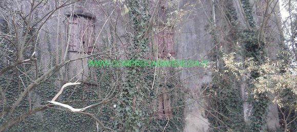 Дом с 5 комнатами в Казале суль Силе, Италия № 232863 4